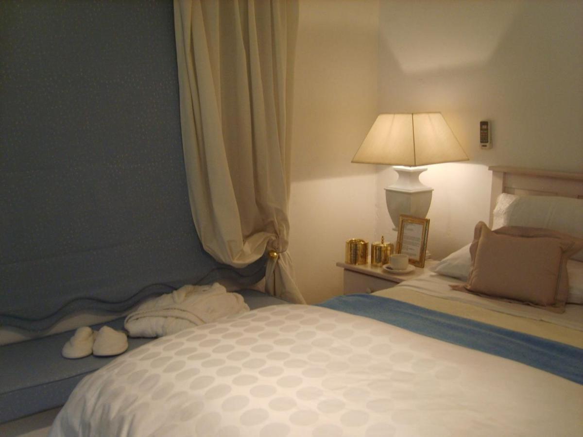 Emerald Guest House Springs Bilik gambar